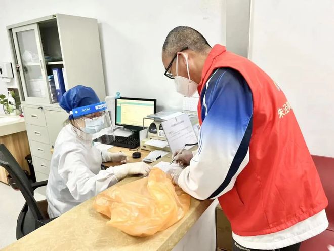 拉萨24小时高价回收医保(24小时高价回收医保医保套出)